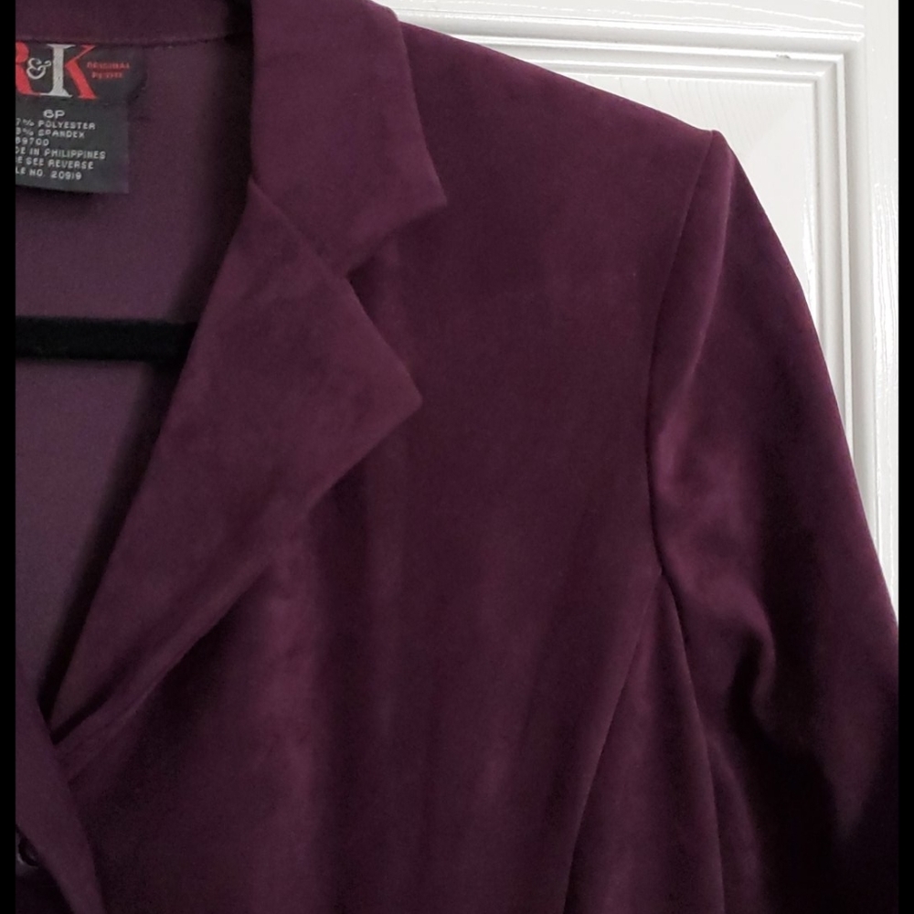 R & K Maxi coat Burgundy 3 buttons velvety feel sz. 6P - Picture 3 of 12